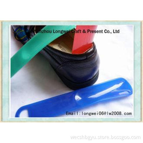 Blue Red Green PP plastic short handled shoe horn with cust